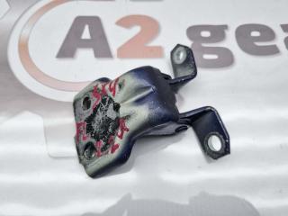 Запчасть петля двери передней левой нижняя Suzuki SX4 2008