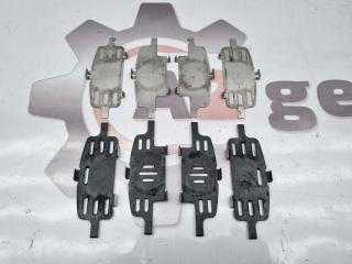 Запчасть пластины противоскрипные задние Suzuki Escudo 2009