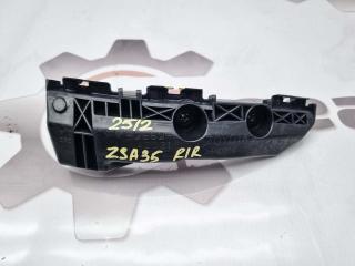 Запчасть клипса заднего бампера правая Toyota Rav4 2010