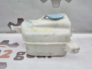 Запчасть бачок омывателя Suzuki Grand Escudo 2001