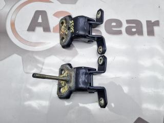 Запчасть петли двери задней левой Suzuki Grand Escudo 2001