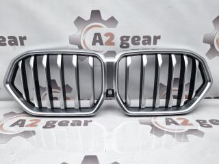 Запчасть решетка радиатора BMW X5 2018