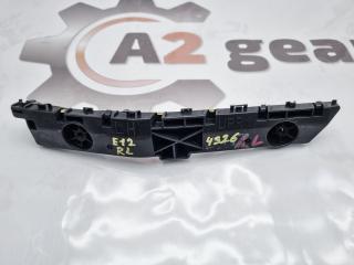 Запчасть клипса заднего бампера левая Nissan Note 2012