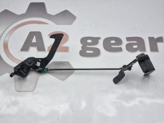 Фото запчасти замок капота Toyota Harrier 2006 контрактная запчасть Запчасть замок капота Toyota Harrier 2006