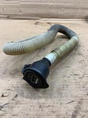 Фото запчасти горловина бачка стеклоомывателя BMW 320i 2007 Б/У запчасть Запчасть горловина бачка стеклоомывателя BMW 320i 2007