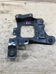 Кронштейн FORD Focus 3 01/2011