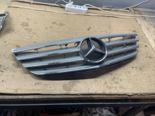 Запчасть решетка радиатора MERCEDES-BENZ B180 2011