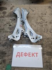 Запчасть кронштейн крыла AUDI A6 2012