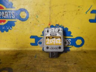 Фото запчасти датчик курсовой устойчивости TOYOTA CROWN контрактная запчасть Запчасть датчик курсовой устойчивости TOYOTA CROWN