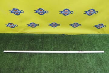 Запчасть молдинг стекла передний левый PORSCHE CAYENNE