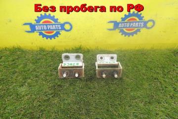Петля 5-двери NISSAN R'NESSA