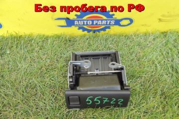 Запчасть пепельница TOYOTA PROGRES 2001