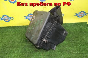 Запчасть корпус воздушного фильтра TOYOTA PROGRES 2001