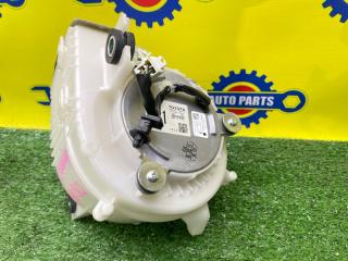 Запчасть мотор охлаждения батареи TOYOTA PRIUS ALPHA 2013