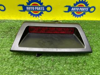 Запчасть стоп-сигнал в салоне задний CHRYSLER 300C 2006