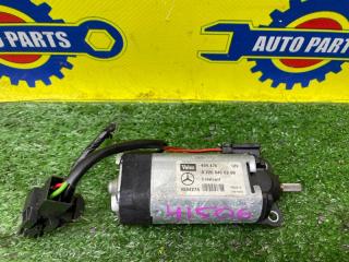 Запчасть мотор рулевой колонки CHRYSLER 300C 2006