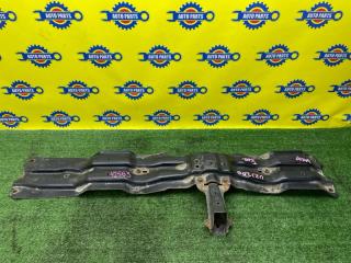 Запчасть крепление запасного колеса TOYOTA LAND CRUISER