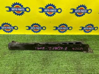 Запчасть балка под двс передняя правая TOYOTA PRIUS