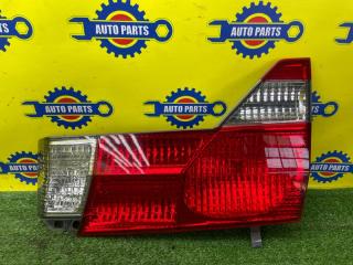 Запчасть вставка между стопов задняя правая TOYOTA ALPHARD