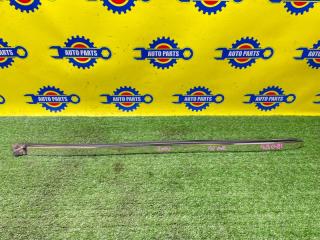 Запчасть молдинг лобового стекла левый CHRYSLER 300C 2006