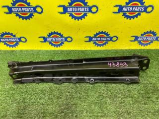 Запчасть балка под двс передняя правая TOYOTA PRIUS