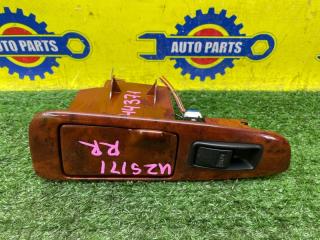 Запчасть блок управления стеклоподъемниками задний правый TOYOTA CROWN MAJESTA