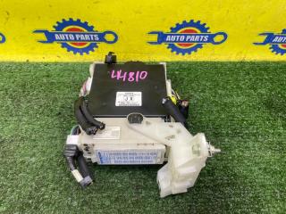 Запчасть блок предохранителей TOYOTA PRIUS ALPHA