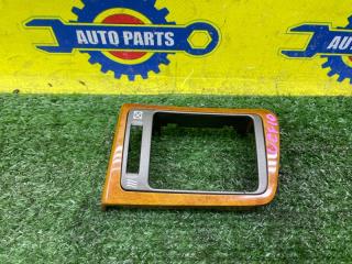 Запчасть накладка на торпедо TOYOTA CELSIOR