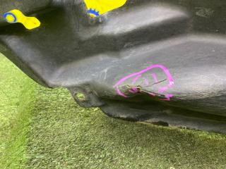 Подкрылок передний правый PRIUS NHW20 1NZFXE