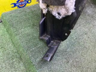 Подкрылок передний правый TOYOTA PRIUS NHW20 1NZFXE