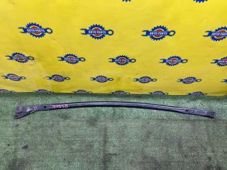 Запчасть распорка кузова TOYOTA PRIUS