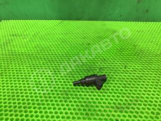 Запчасть топливная форсунка BMW 5