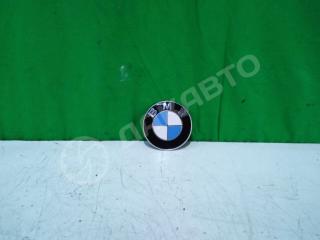 Запчасть эмблема багажника BMW 3