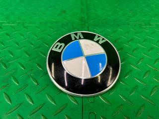 Запчасть эмблема на капот BMW 5 2008