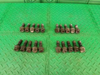 Запчасть болт колесный BMW 5 2007