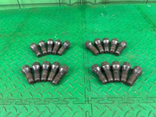 Запчасть болт колесный BMW X5