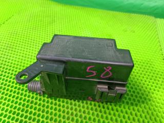 Запчасть блок реле Infiniti QX70 2008