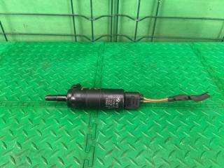 Запчасть моторчик омывателя лобового стекла BMW 5