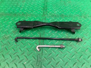 Запчасть крепление аккумулятора Infiniti QX70 2008