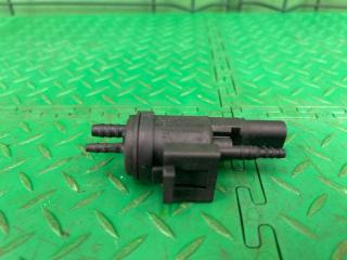 Запчасть клапан вакуумной системы Mercedes-Benz C