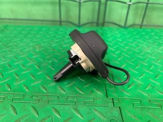 Фото запчасти крышка топливной горловины BMW 530 02/2008 контрактная запчасть Запчасть крышка топливной горловины BMW 530 02/2008