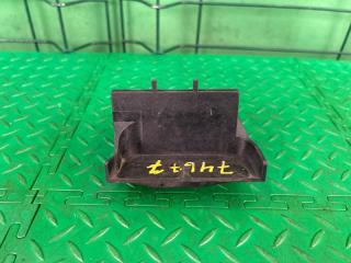 Запчасть кронштейн радиатора BMW 5