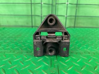 Запчасть кронштейн радиатора BMW 3