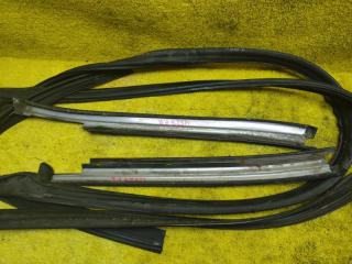 Молдинг лобового стекла передний CHEVROLET/GMC/GENERAL MOTORS/BUICK TRAILBLAZER/ENVOY/RAINIER GMT360 LL8/VORTEC LL8
