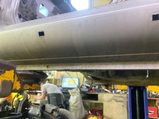 Порог кузова передний левый JIMNY/JIMNY SIERRA/JIMNY WIDE 1998/Цвет Z2S JB33W/JB43W G13B Порог кузова передний левый JIMNY/JIMNY SIERRA/JIMNY WIDE 1998/Цвет Z2S JB33W/JB43W G13B