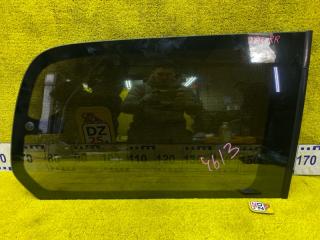 Стекло собачника заднее правое TOYOTA LAND CRUISER/LAND CRUISER CYGNUS/LX470 2001/Цвет 8L4