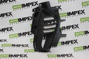 Рамка поворотника правая K5 2020- DL3 Рамка поворотника правая K5 2020- DL3