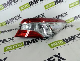 Фонарь лампы правый Toyota CAMRY V70 V75
