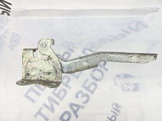 Петля капота правая Toyota Highlander новая Петля капота правая Toyota Highlander