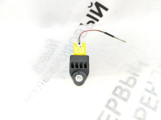 Датчик удара задний правый Toyota Camry